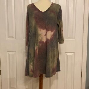 NWOT Heimish Women’s Large Tunic
